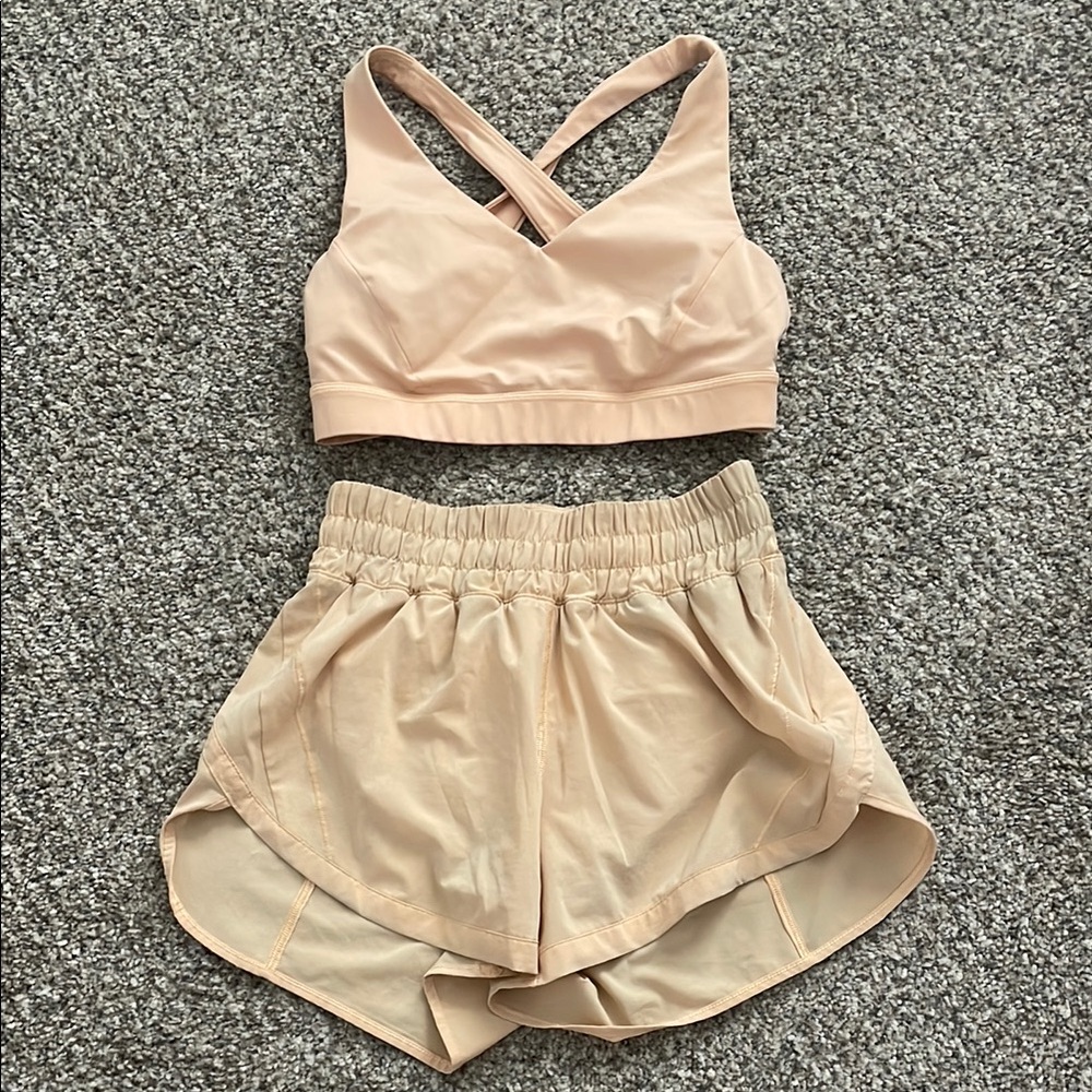 Lululemon Athletica Tan and Orange Athletic Shorts with Elastic Waistband